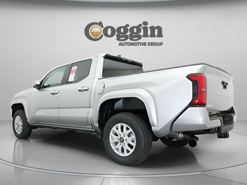 New 2026 Toyota Tacoma SR5 AWD/4WD image 12