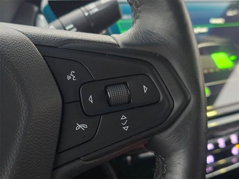 Used 2023 Chevrolet Bolt LT w/ Infotainment Package image 34