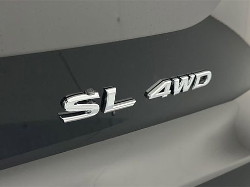 New 2025 Nissan Pathfinder SL w/ SL Premium Package image 20