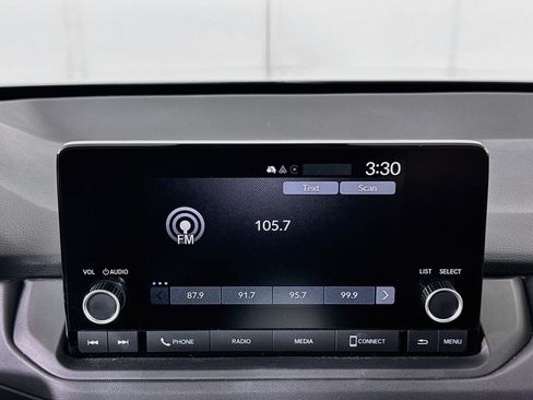 Used 2025 Honda Accord LX image 19