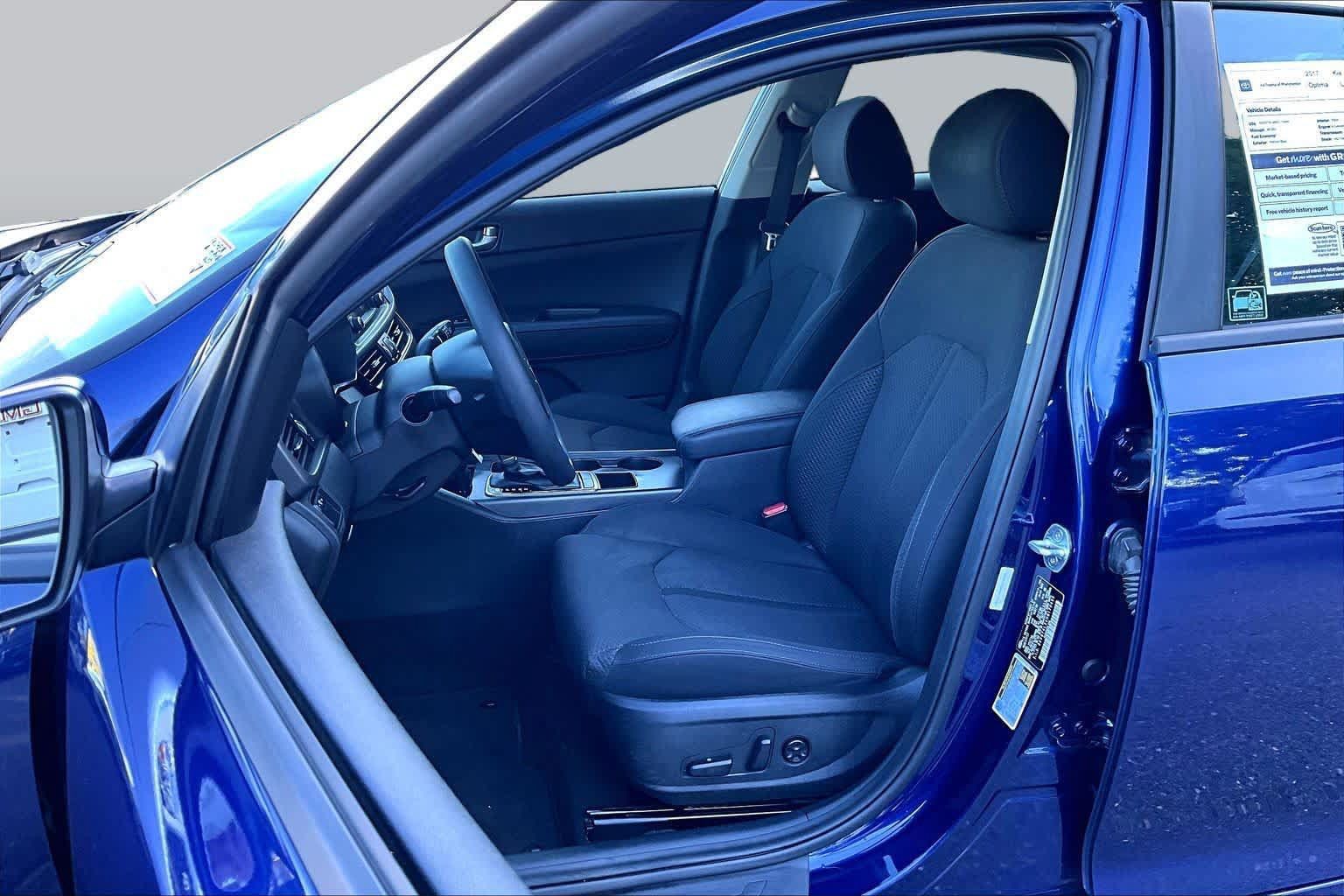Used 2017 Kia Optima LX w/ Driver Convenience Package FWD image 9
