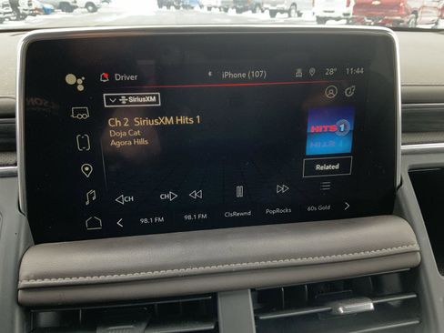 Used 2023 GMC Yukon SLT image 42