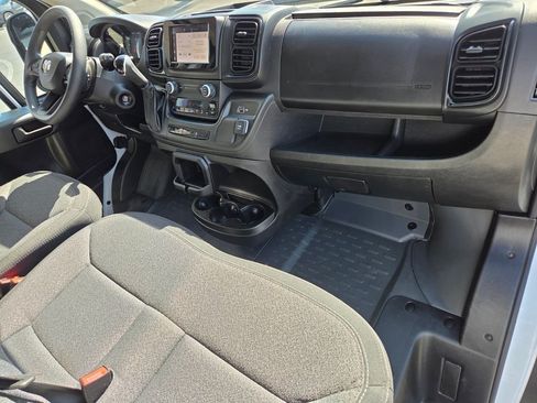 Used 2024 RAM ProMaster 2500 FWD image 21