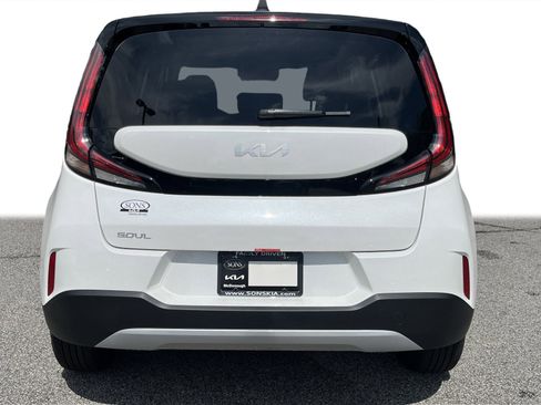 New 2025 Kia Soul S image 24