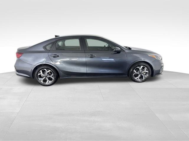 Certified 2021 Kia Forte LXS FWD image 6