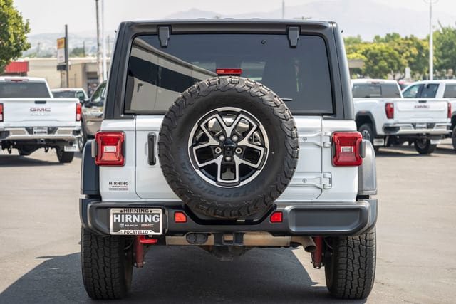 Used 2024 Jeep Wrangler Unlimited Rubicon AWD/4WD image 4