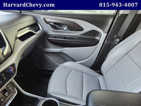 Used 2019 GMC Terrain SLT w/ Preferred Package image 14