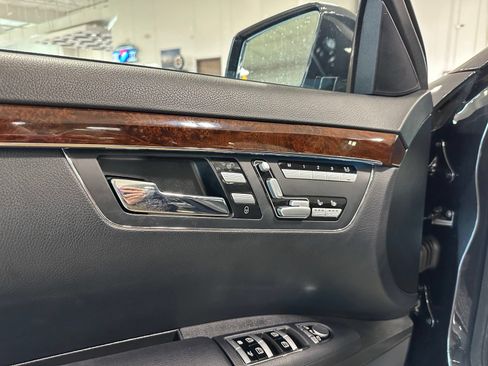Used 2013 Mercedes-Benz S 550 image 11