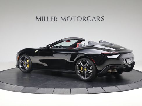 Certified 2024 Ferrari Roma Spider image 5