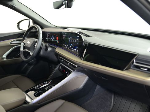 Certified 2025 Audi Q5 Premium w/ Convenience Package image 19