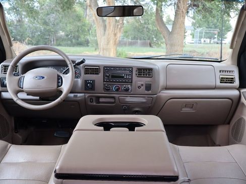 Used 2003 Ford F250 XL AWD/4WD image 16