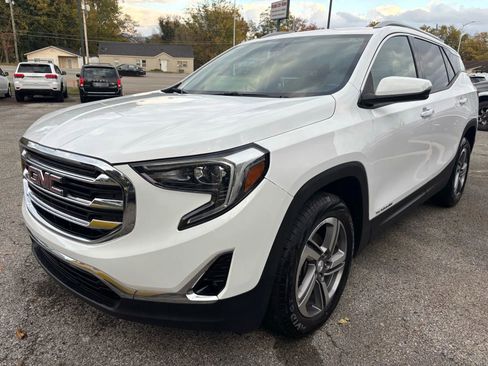 Used 2020 GMC Terrain SLT image 2