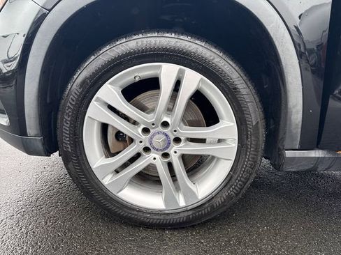 Used 2017 Mercedes-Benz GLA 250 4MATIC image 34