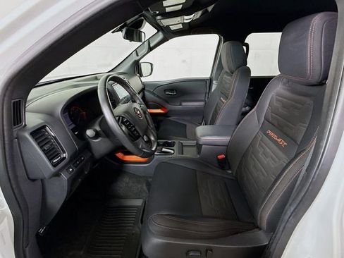 Used 2022 Nissan Frontier PRO-4X w/ Technology Package image 21