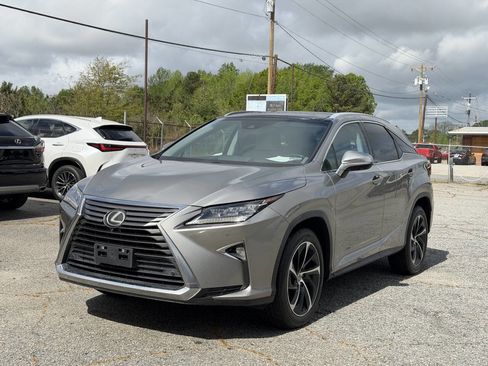 Used 2017 Lexus RX 350 FWD w/ Luxury Package image 2