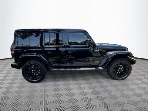 Used 2021 Jeep Wrangler Unlimited Sahara AWD/4WD image 5