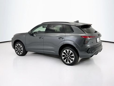 Used 2026 Audi Q3 quattro 2.0T w/ Driver Assistance Package AWD/4WD image 7