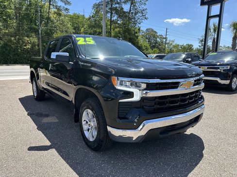 Used 2025 Chevrolet Silverado 1500 LT RWD image 10