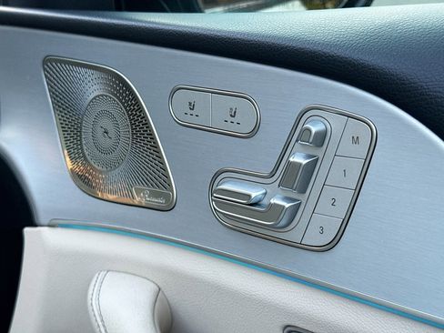 Used 2023 Mercedes-Benz GLS 450 4MATIC image 40