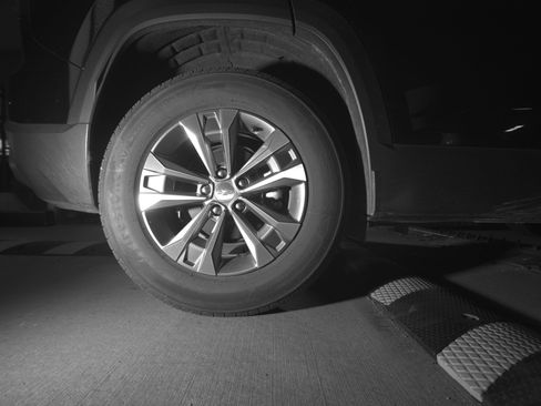 Used 2025 Chevrolet Equinox LT image 15