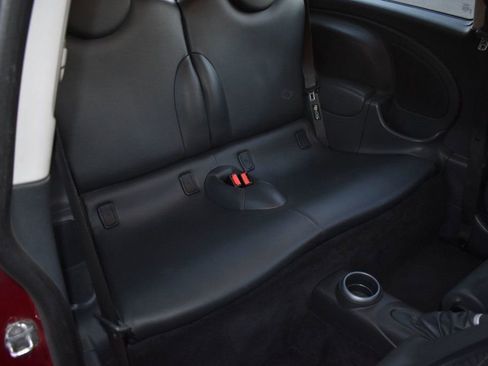 Used 2006 MINI Cooper Hardtop image 21