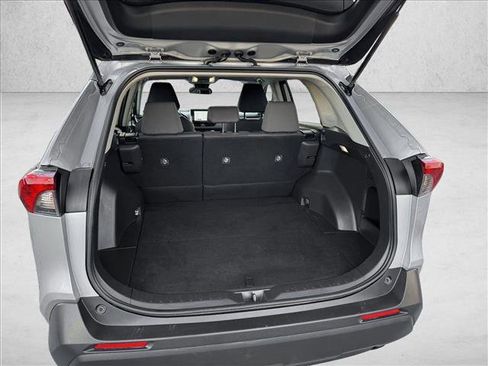 Used 2025 Toyota RAV4 XLE image 8