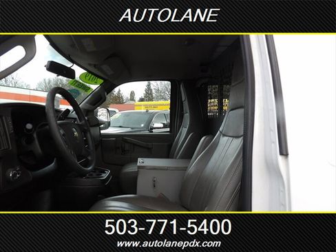 Used 2019 Chevrolet Express 2500 2500 w/ Driver Convenience Package image 7