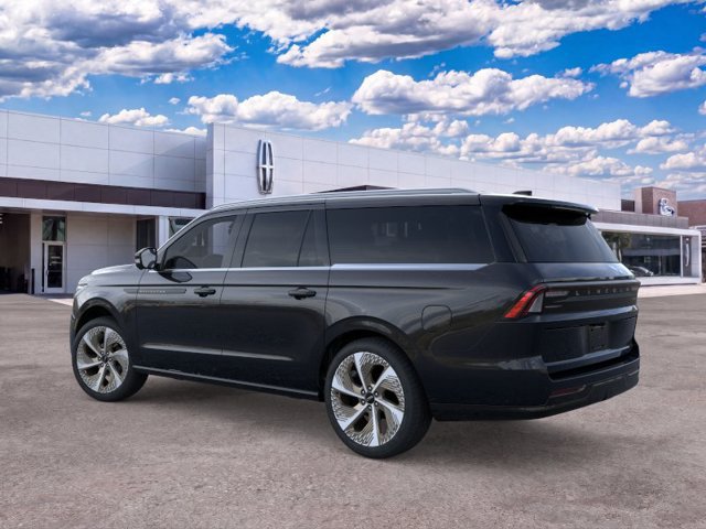 New 2026 Lincoln Navigator L Black Label AWD/4WD image 4