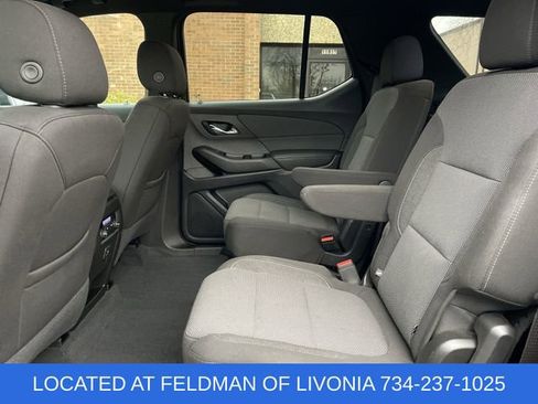 Used 2023 Chevrolet Traverse LT w/ LPO, Floor Liner Package image 23