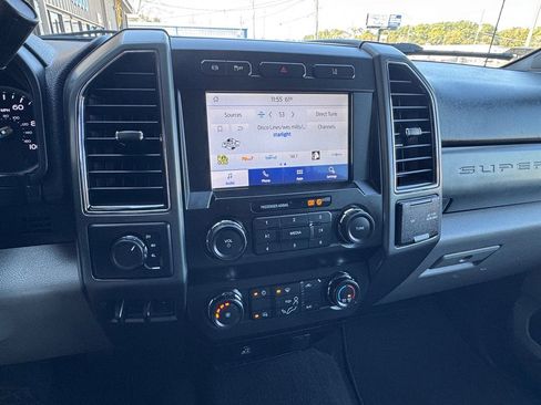 Used 2020 Ford F350 XLT image 10