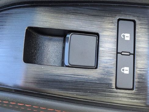 New 2026 Nissan Rogue SV AWD/4WD image 32