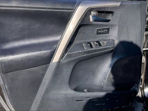 Used 2013 Toyota RAV4 Limited image 21