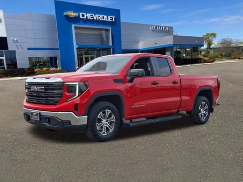 Used 2023 GMC Sierra 1500 Pro w/ Pro Value Package AWD/4WD image 34