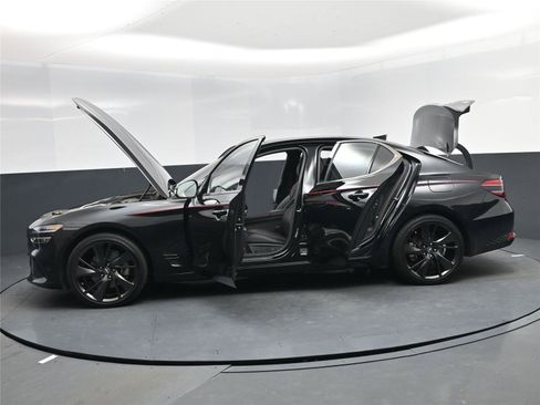 Used 2023 Genesis G70 2.0T w/ Sport Prestige Package image 20