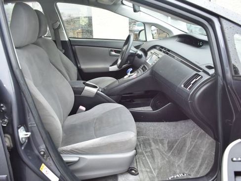 Used 2012 Toyota Prius Two w/ Preferred Accessory Pkg image 37