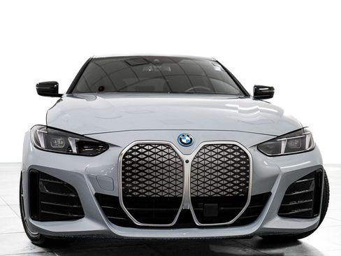 Used 2025 BMW i4 xDrive40i w/ M Sport Package AWD/4WD image 3