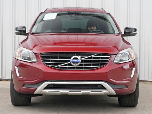 Used 2017 Volvo XC60 T5 Dynamic w/ Preferred Option Package image 6