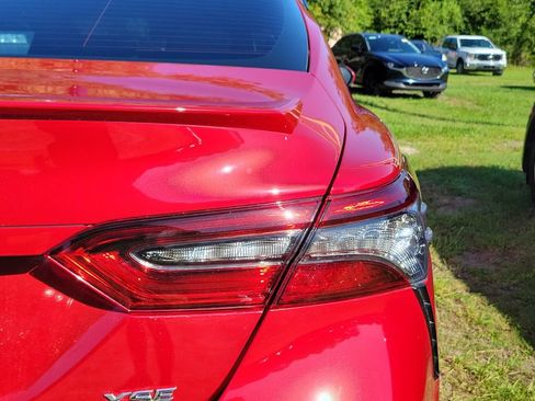 Used 2022 Toyota Camry XSE w/ Navigation Package FWD image 18