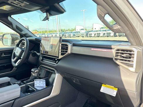 New 2026 Toyota Tundra Limited AWD/4WD image 15
