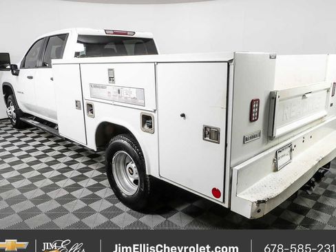 Used 2022 Chevrolet Silverado 3500 W/T w/ WT Convenience Package image 3