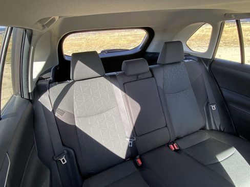 Used 2023 Toyota RAV4 XLE image 16