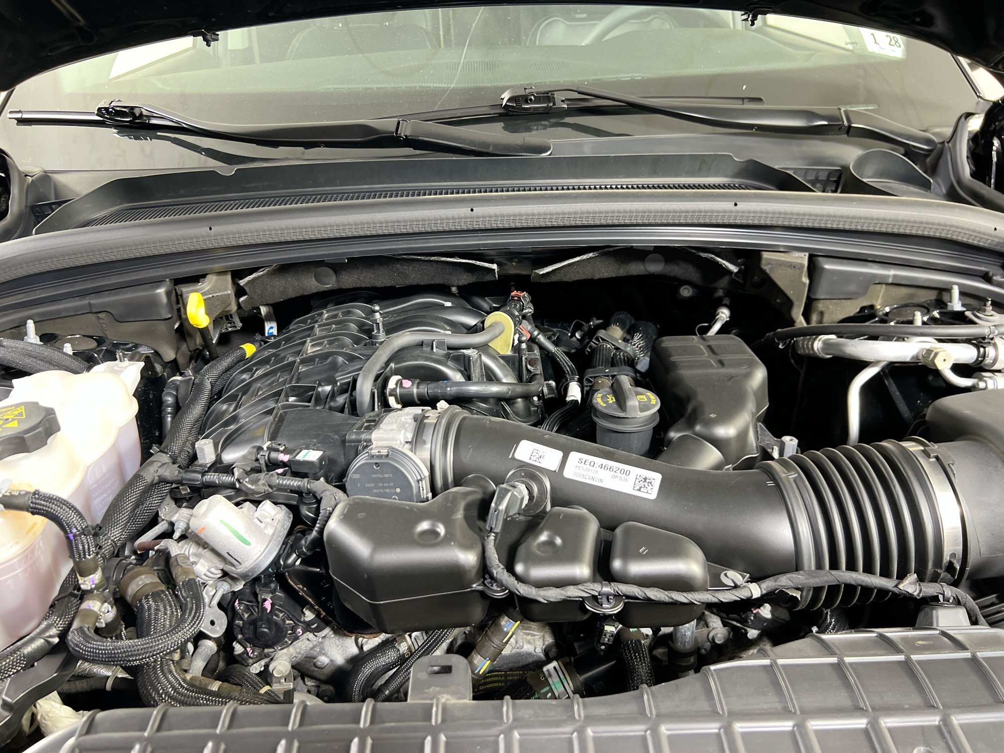 Used 2023 Jeep Grand Cherokee Limited AWD/4WD image 29