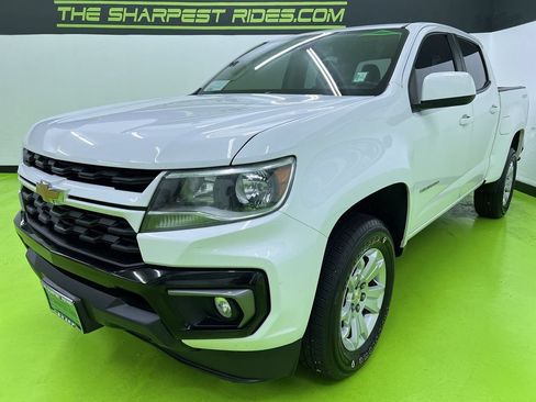 Used 2022 Chevrolet Colorado LT w/ Safety Package AWD/4WD image 5