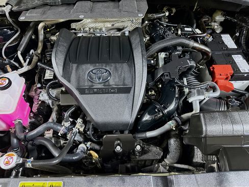 Used 2025 Toyota Grand Highlander FWD image 33