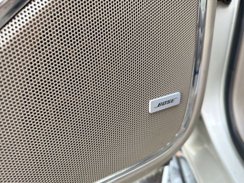 Used 2016 Chevrolet Suburban LTZ image 24