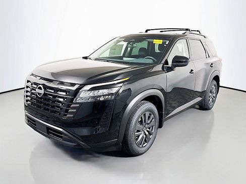 New 2026 Nissan Pathfinder SV AWD/4WD image 3