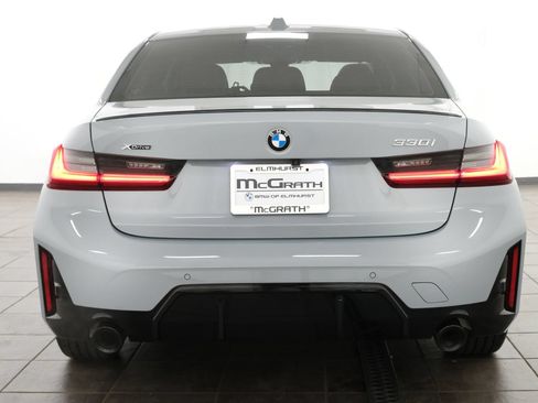 Used 2024 BMW 330i xDrive Sedan w/ M Sport Package AWD/4WD image 4