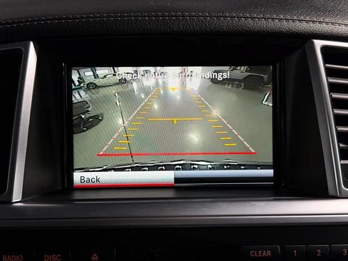 Used 2016 Mercedes-Benz GL 450 4MATIC w/ Premium I Package image 47