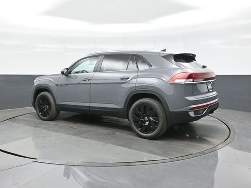 New 2026 Volkswagen Atlas Cross Sport SE image 5