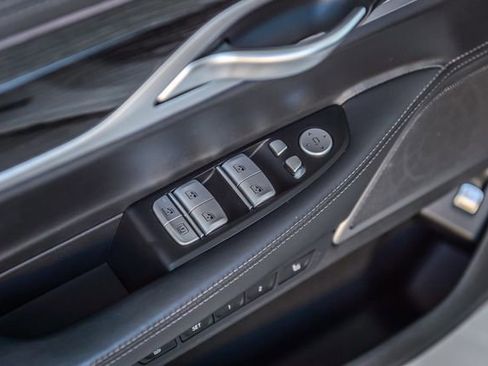 Used 2020 BMW 740i xDrive w/ M Sport Package image 50